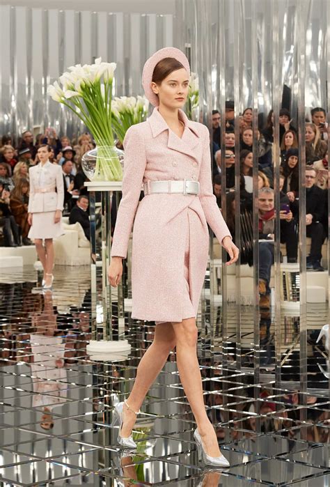 Chanel fashion collection 2017